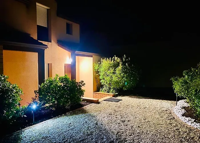 Maison Familiale Vue Au Calme 3 Etoiles Rose Σπίτι διακοπών *